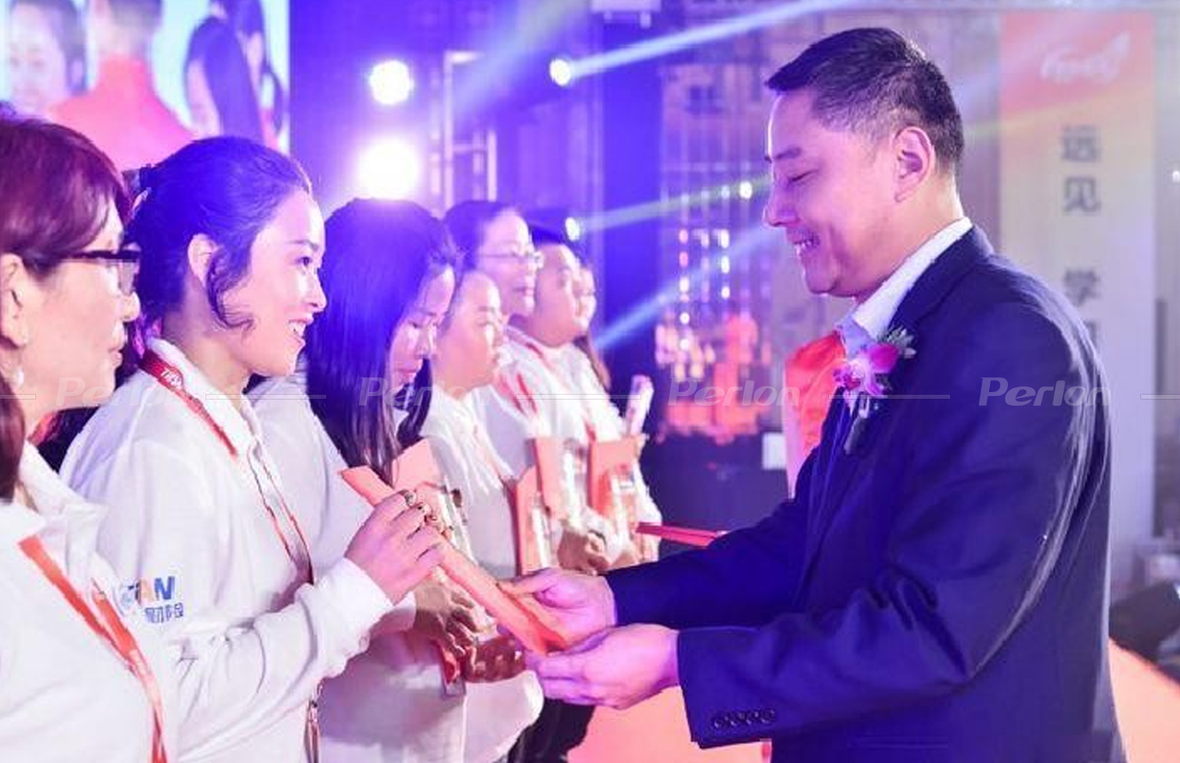 伊利集團(tuán)-2020液態(tài)奶事業(yè)部客戶大會(huì)