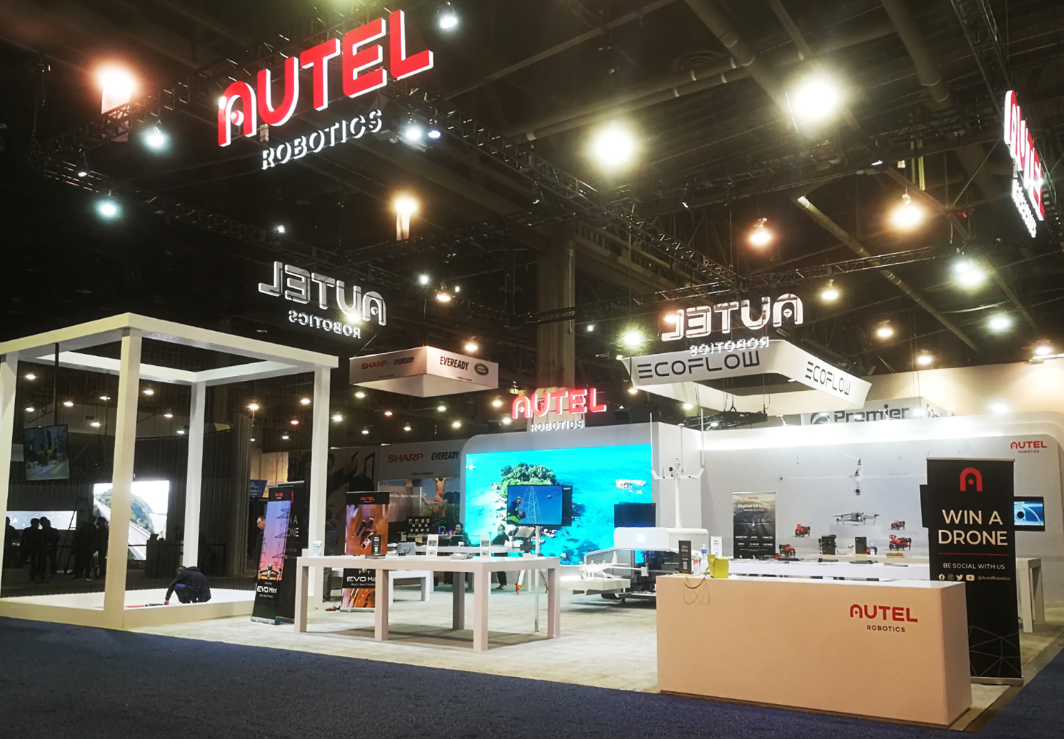 1762824169132149.jpg CES展臺設計.jpg